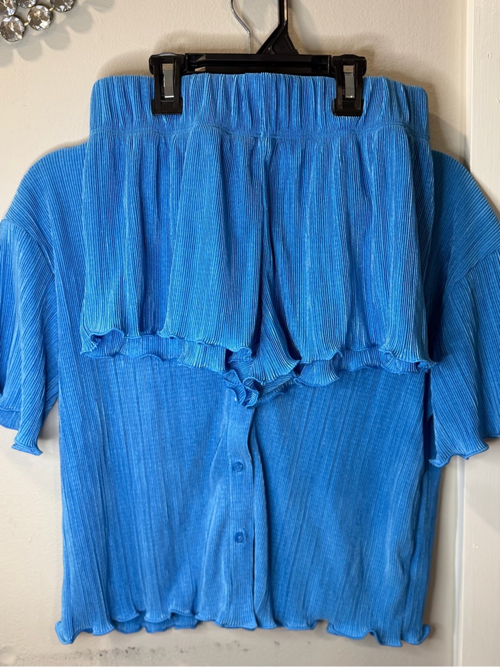 Colsie Bright Blue Ribbed Button-Down Shirt - Picture 3 of 4
